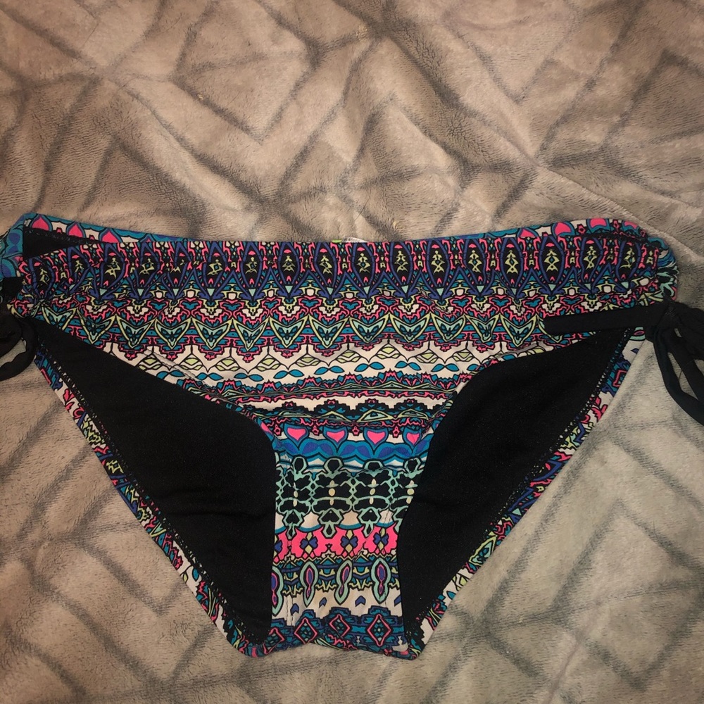 Bikini bottoms